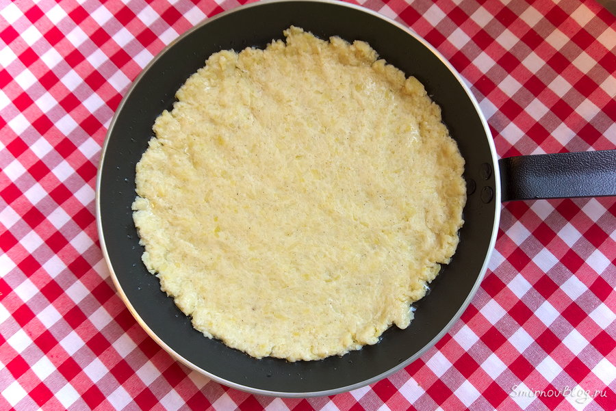 Картофельный пирог на сковороде Картофельный пирог на сковороде