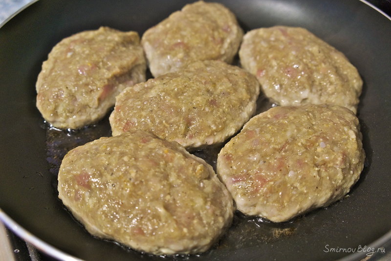 Рецепт вкусных домашних котлет из куриного фарша Рецепт вкусных домашних котлет из куриного фарша