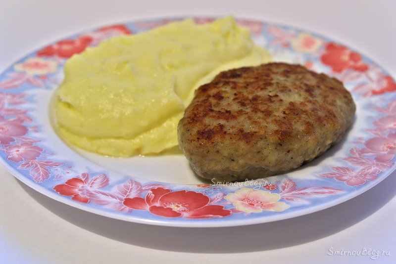 Рецепт вкусных домашних котлет из куриного фарша Рецепт вкусных домашних котлет из куриного фарша