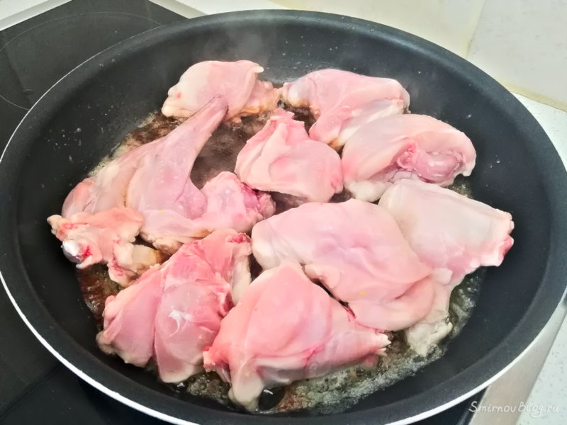 Кролик со сметаной рецепт