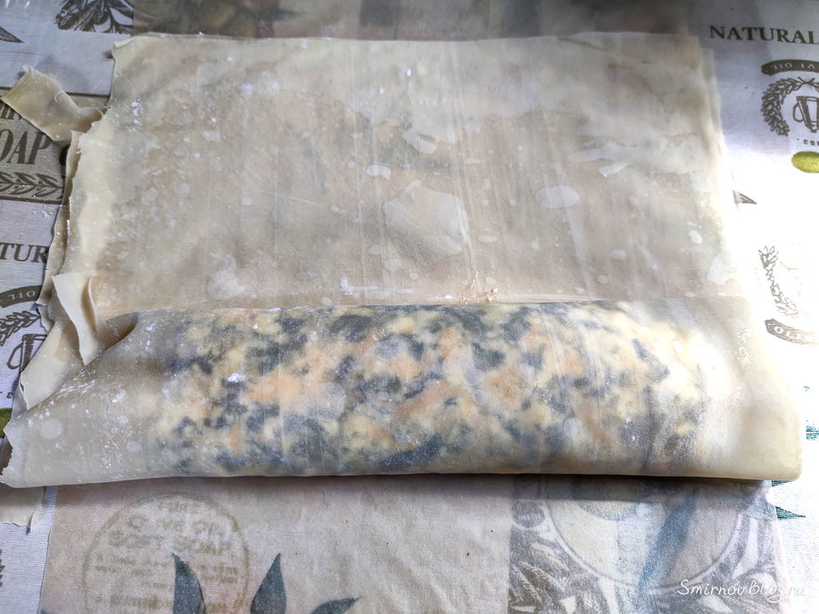 Рулет со шпинатом и сыром