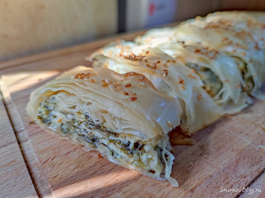 Рулет со шпинатом и сыром 