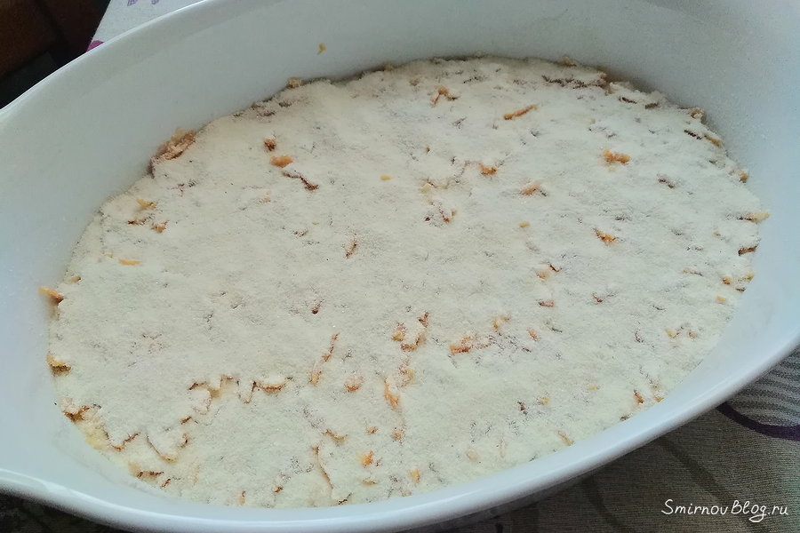 Яблочная шарлотка с манкой