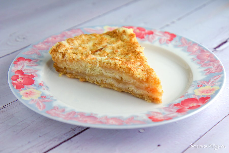 Яблочная шарлотка с манкой