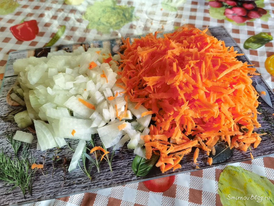 Щавелевый суп на курином бульоне с яйцом