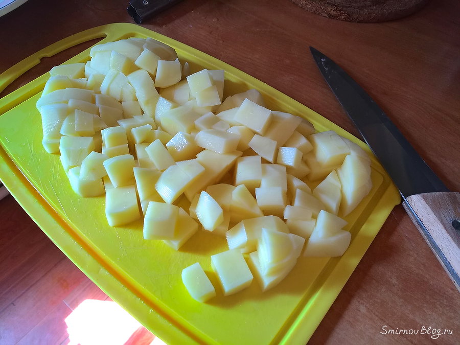 Вкусный суп с фрикадельками и вермишелью