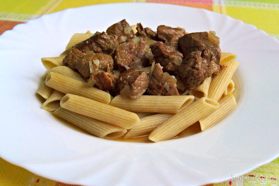 Очень вкусное тушёное мясо с подливкой Очень вкусное тушёное мясо с подливкой