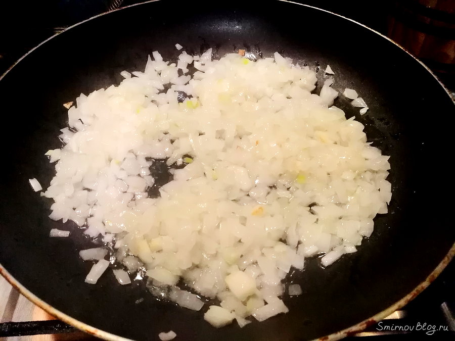 Рецепт жульена на сковороде со сметаной